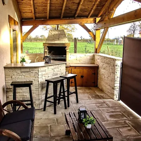 Σπίτι διακοπών Terrasse Couverte Et Bbq - Petite Maison Cosy *